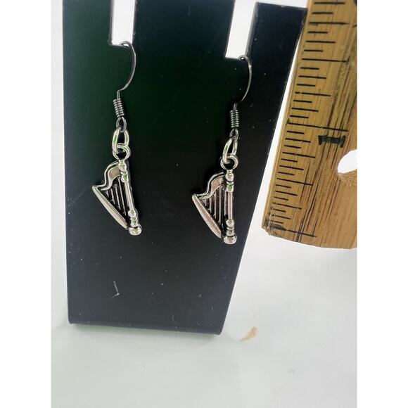 Handmade Harp Charm Earrings Silver Toned Dangle Gift Stocking Stuffer Music New - Picture 4 of 4